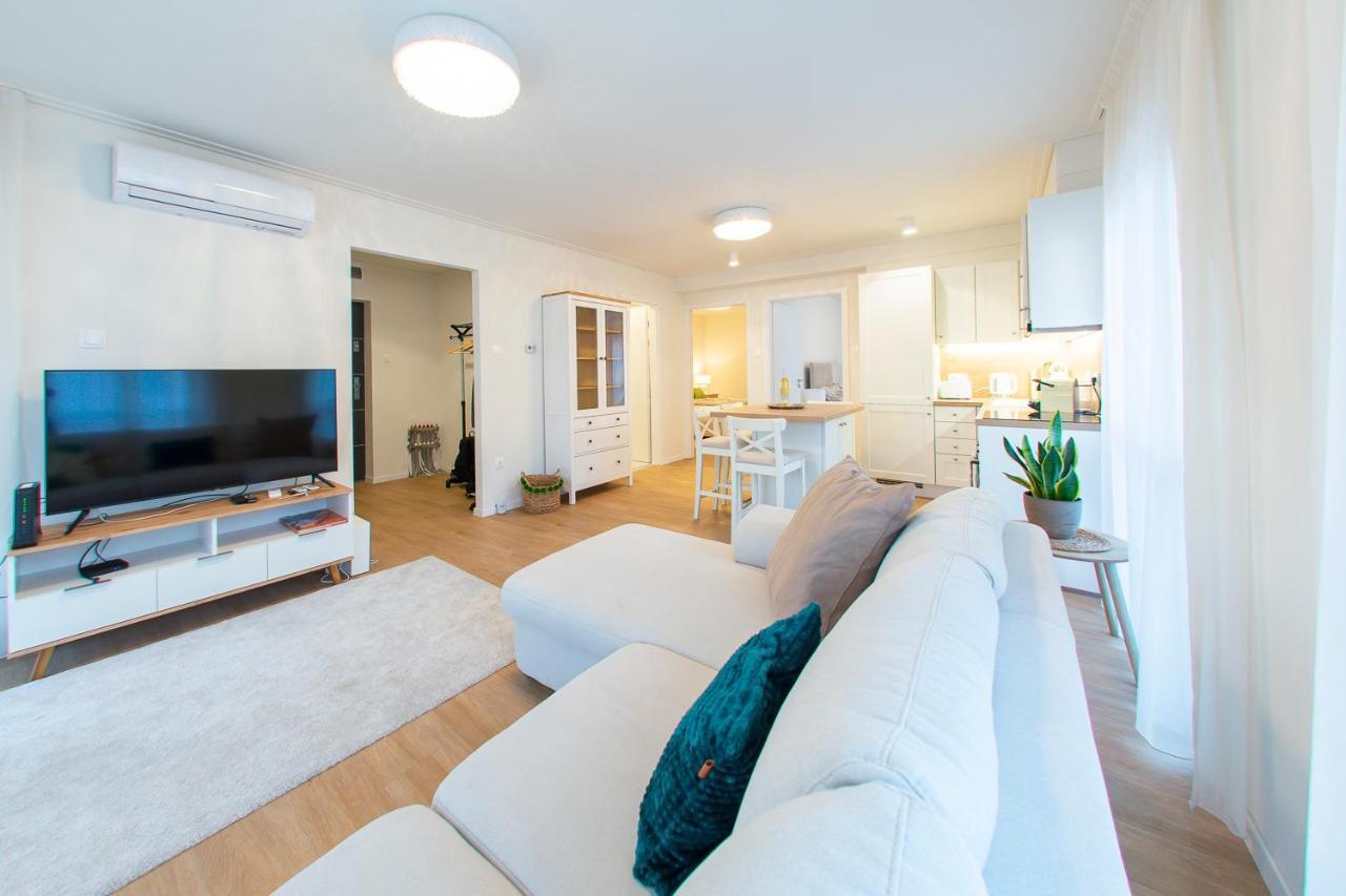 Cosy Inner City Getaway Bestern Szeged Exterior photo